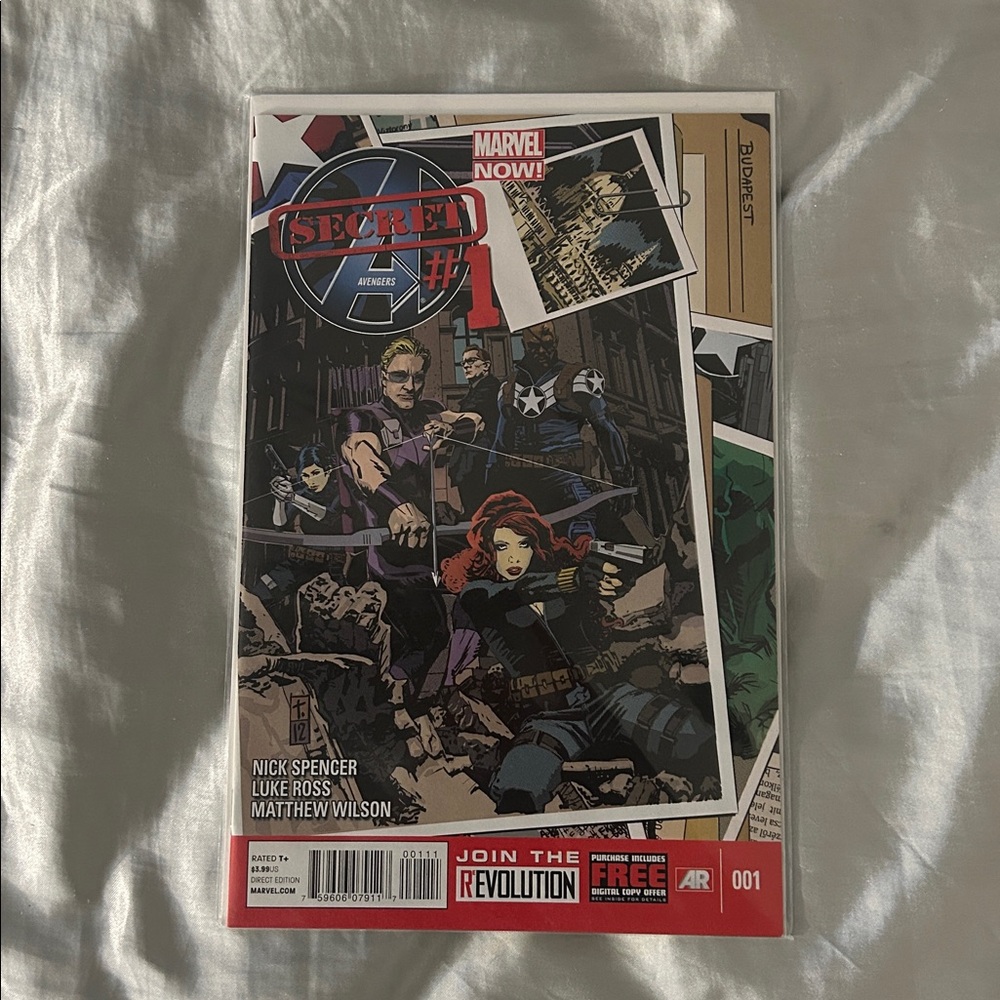 Marvel Secret Avengers Comic with Red and Black Cover